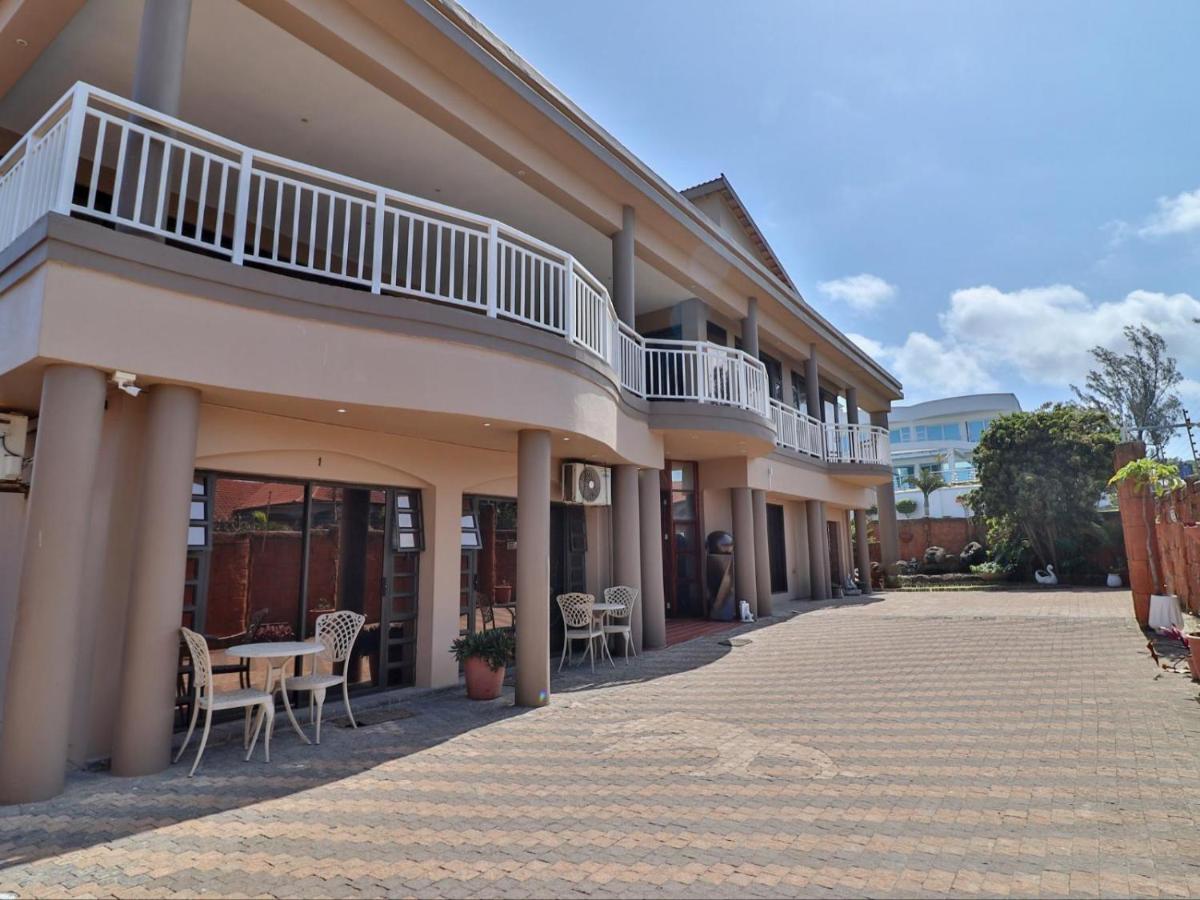 Dolphin Coast B&B เดอร์บัน ภายนอก รูปภาพ