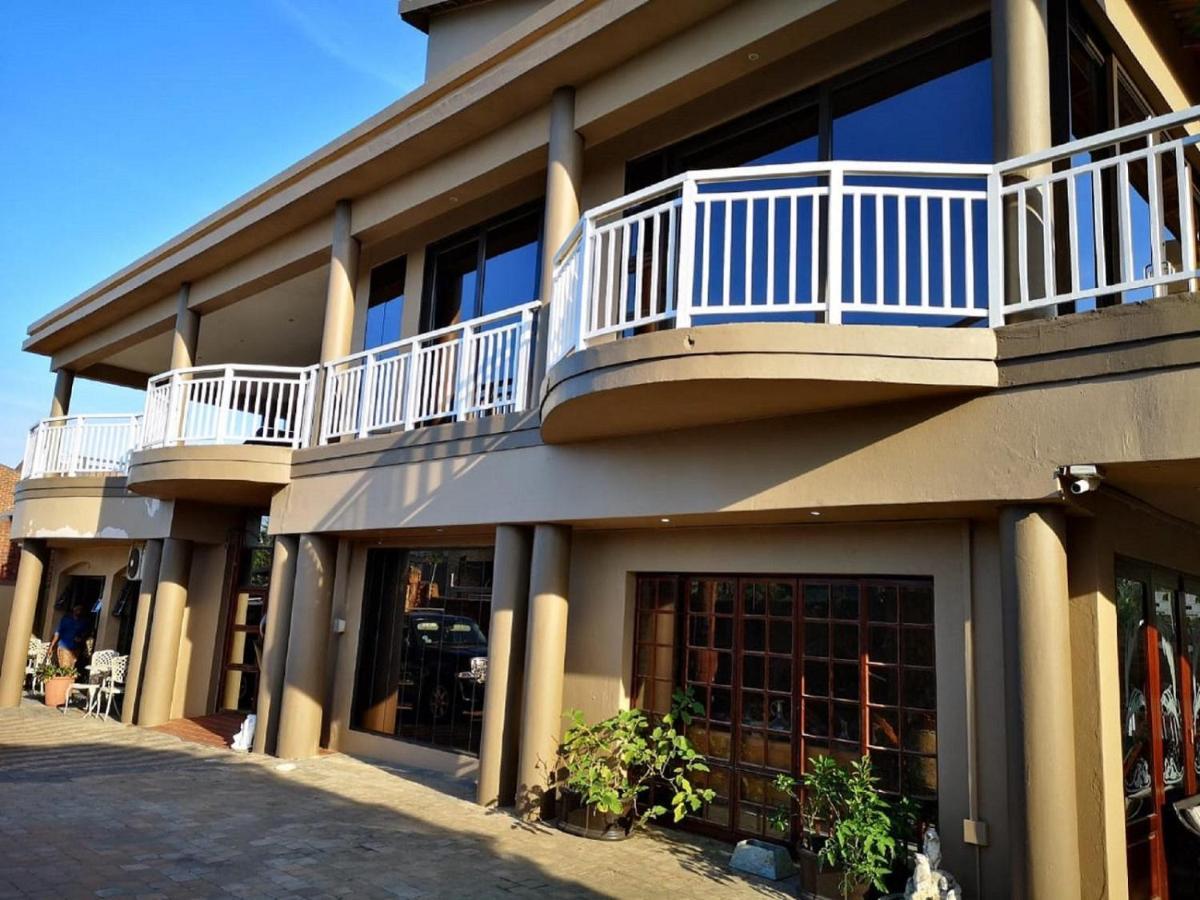 Dolphin Coast B&B เดอร์บัน ภายนอก รูปภาพ