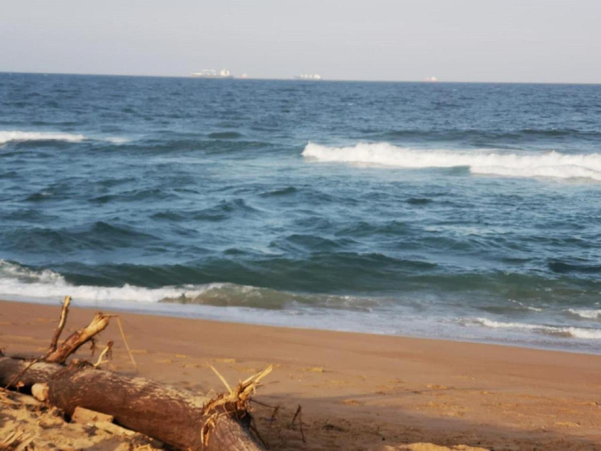 Dolphin Coast B&B เดอร์บัน ภายนอก รูปภาพ